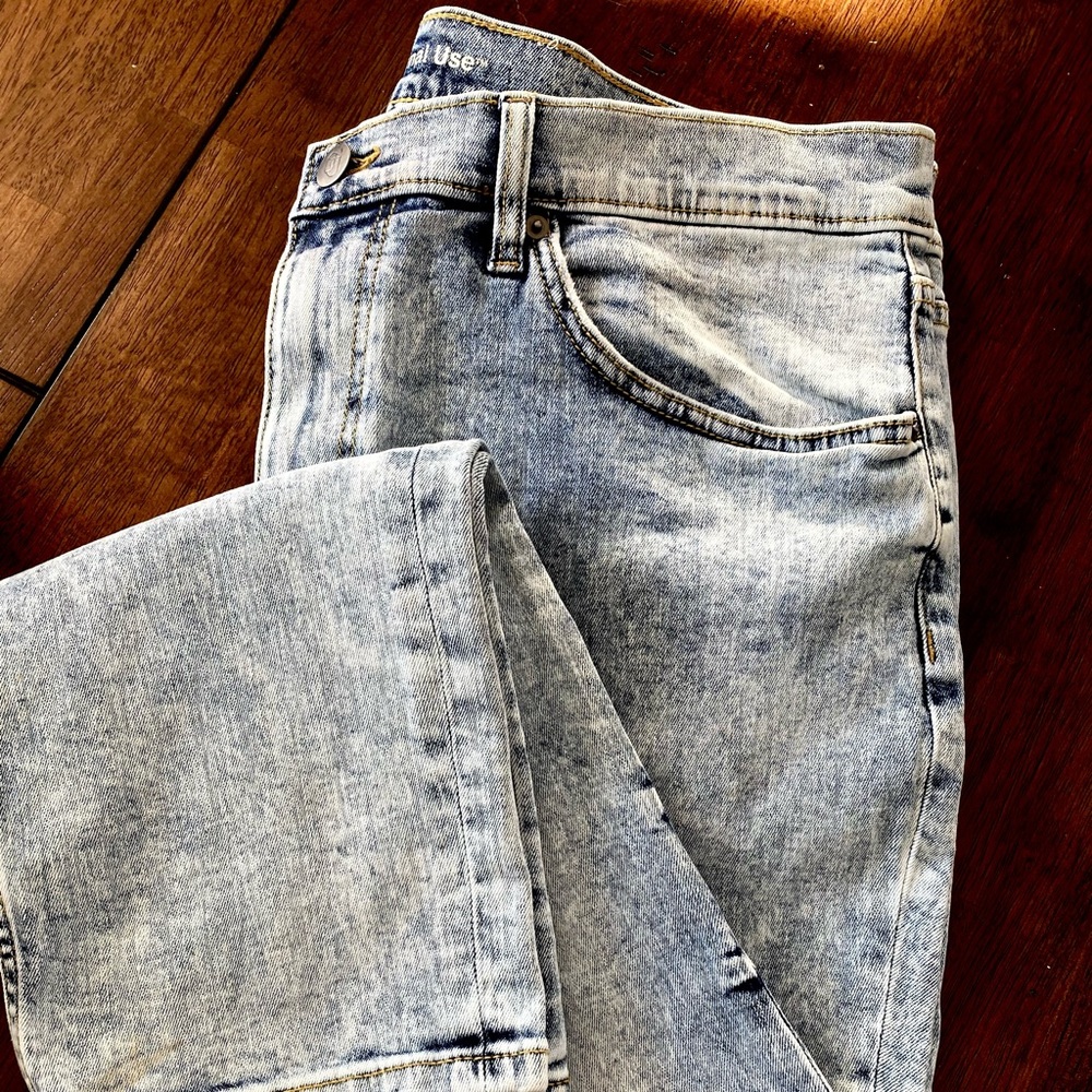 Men’s Acid wash jeans